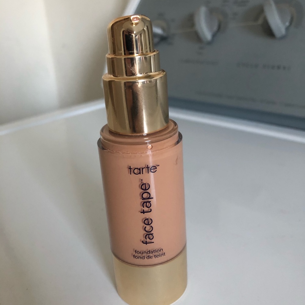 Tarte face tape foundation